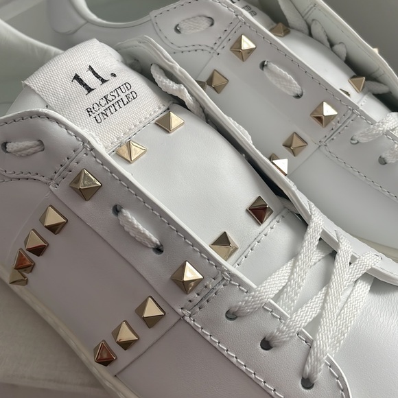BRAND NEW Valentino Garavani White Rockstud Untitled Sneakers - Picture 5 of 6